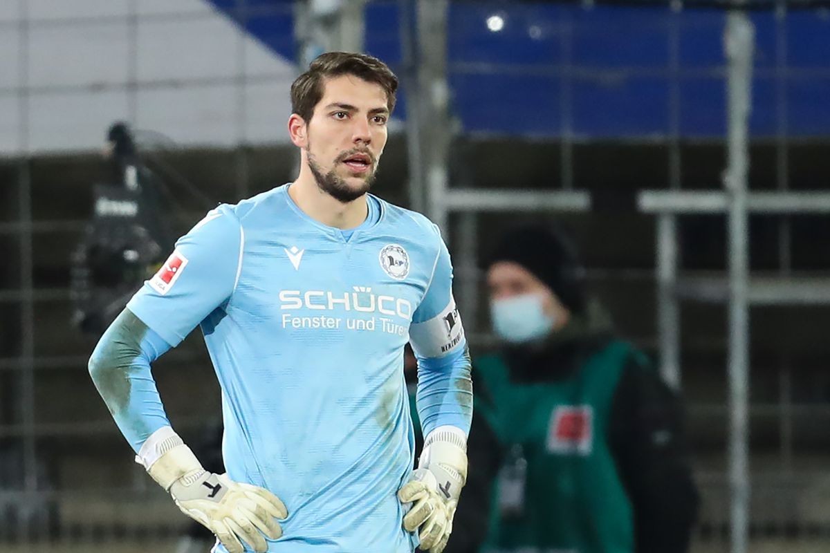 Arminia Bielefeld 2021-22 GK 2 Kit