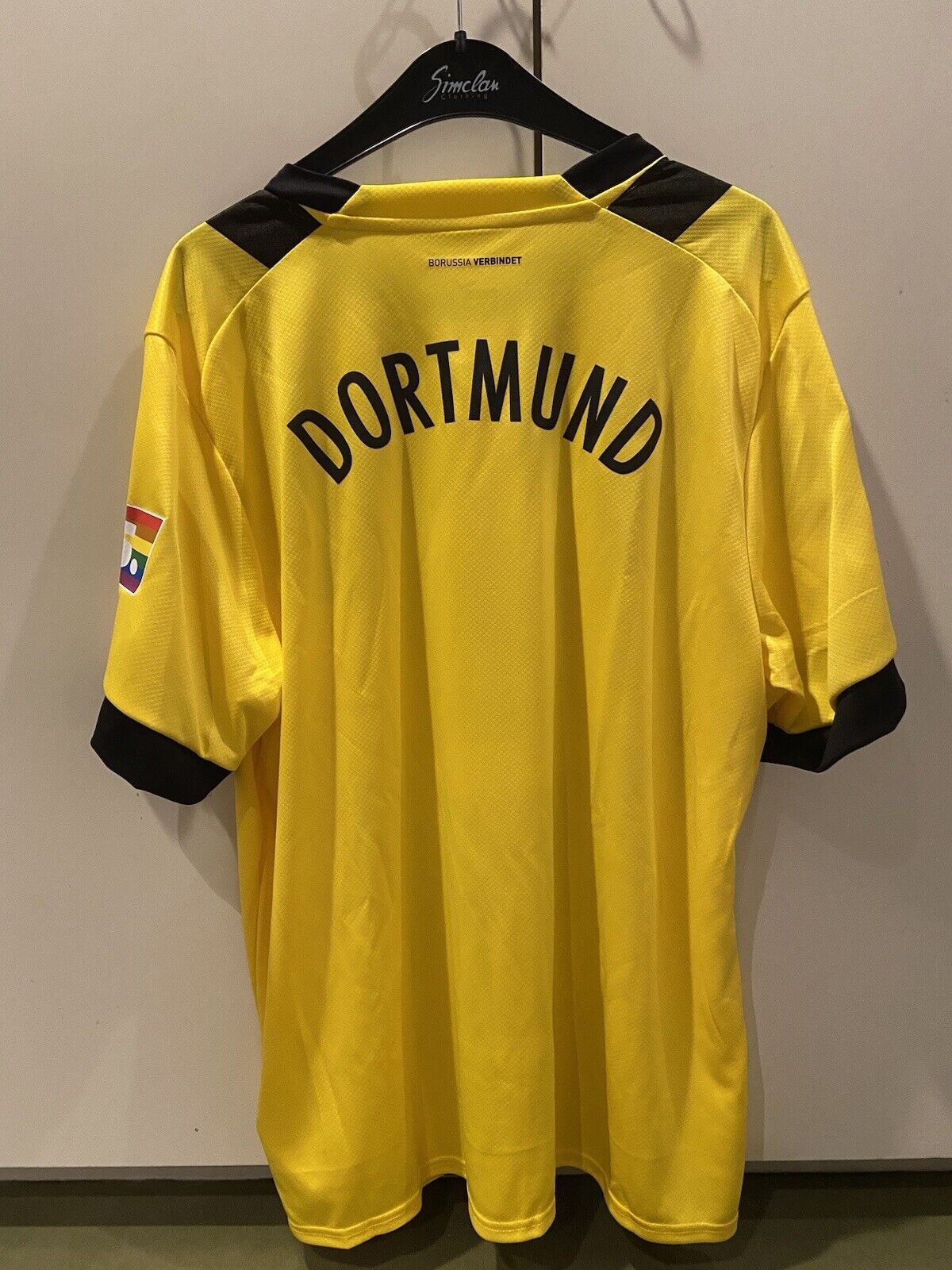 Borussia Dortmund 2022-23 Home V2 Kit