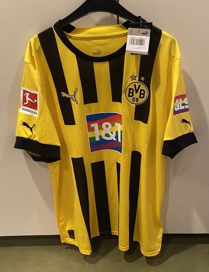 Borussia Dortmund 2022-23 Home V2 Kit