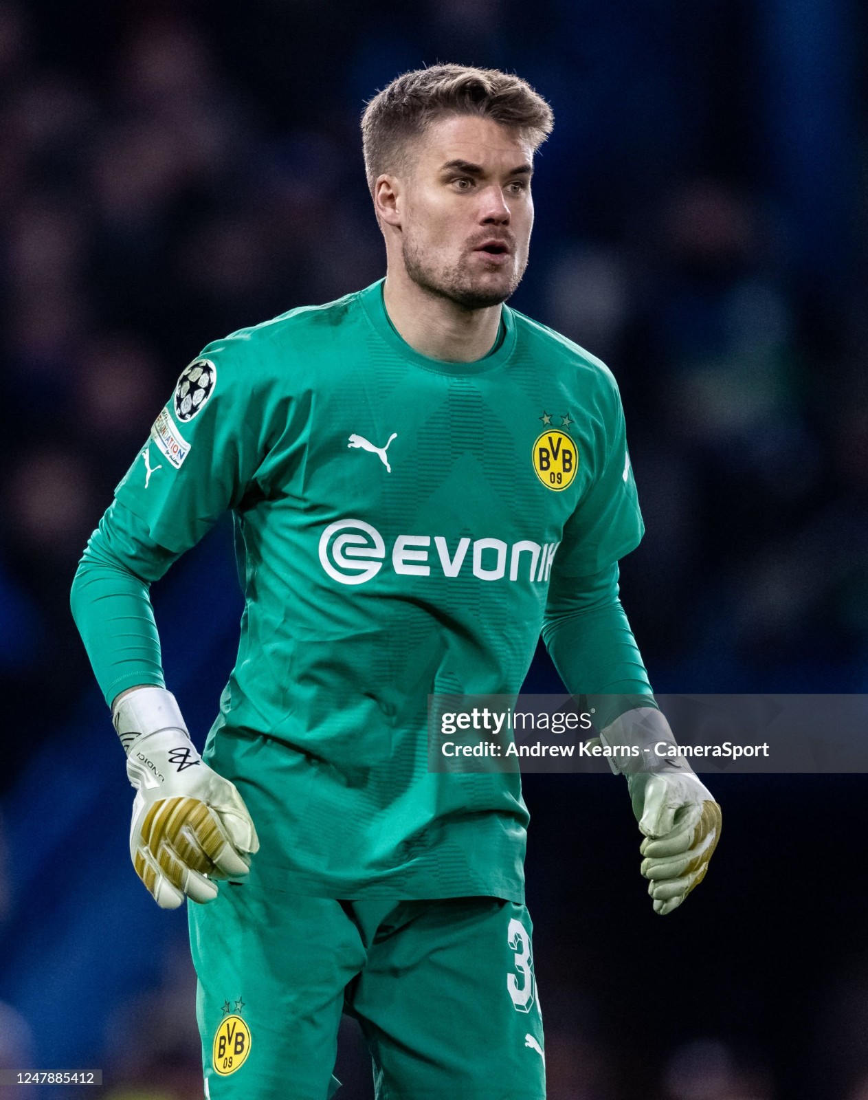 Borussia Dortmund 2022-23 Cup GK 2 Kit