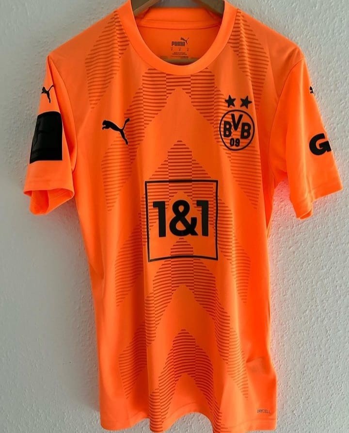 Borussia Dortmund 2022-23 GK Special Kit