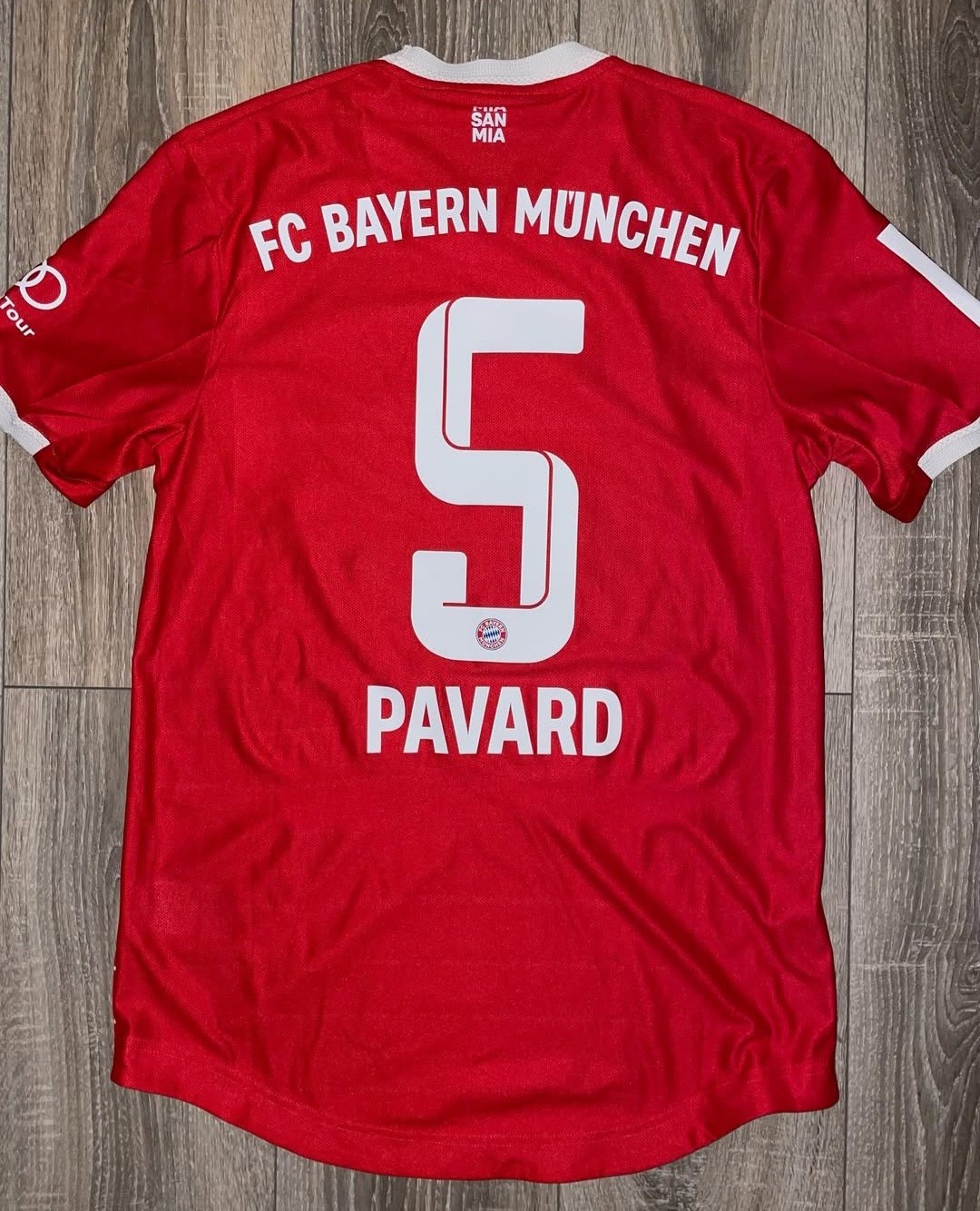 Bayern München 2022-23 Pre-Season Home Kit