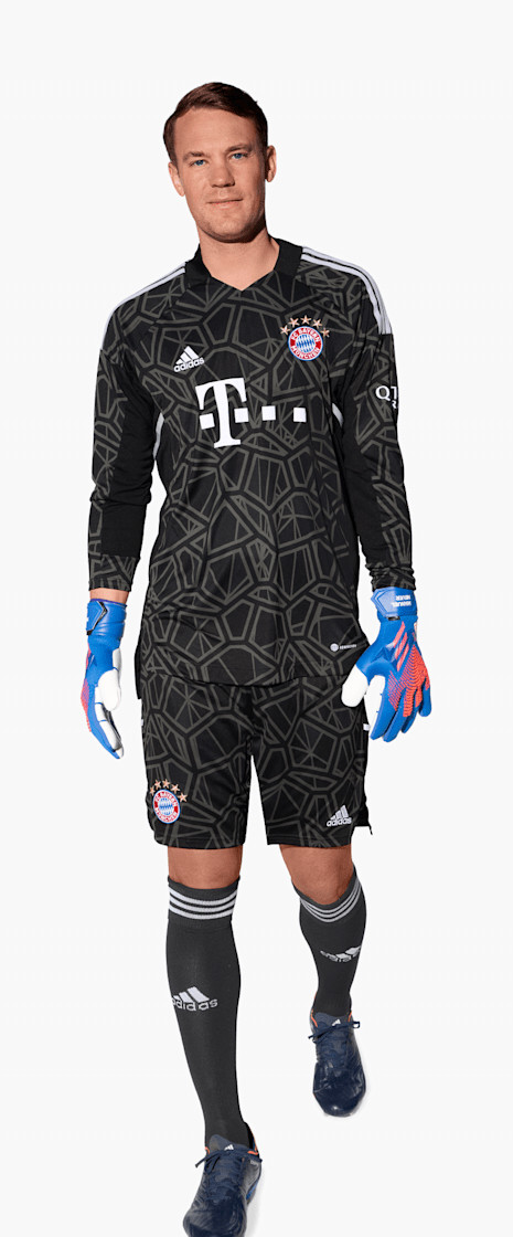 Bayern München 2022-23 GK Away Kit