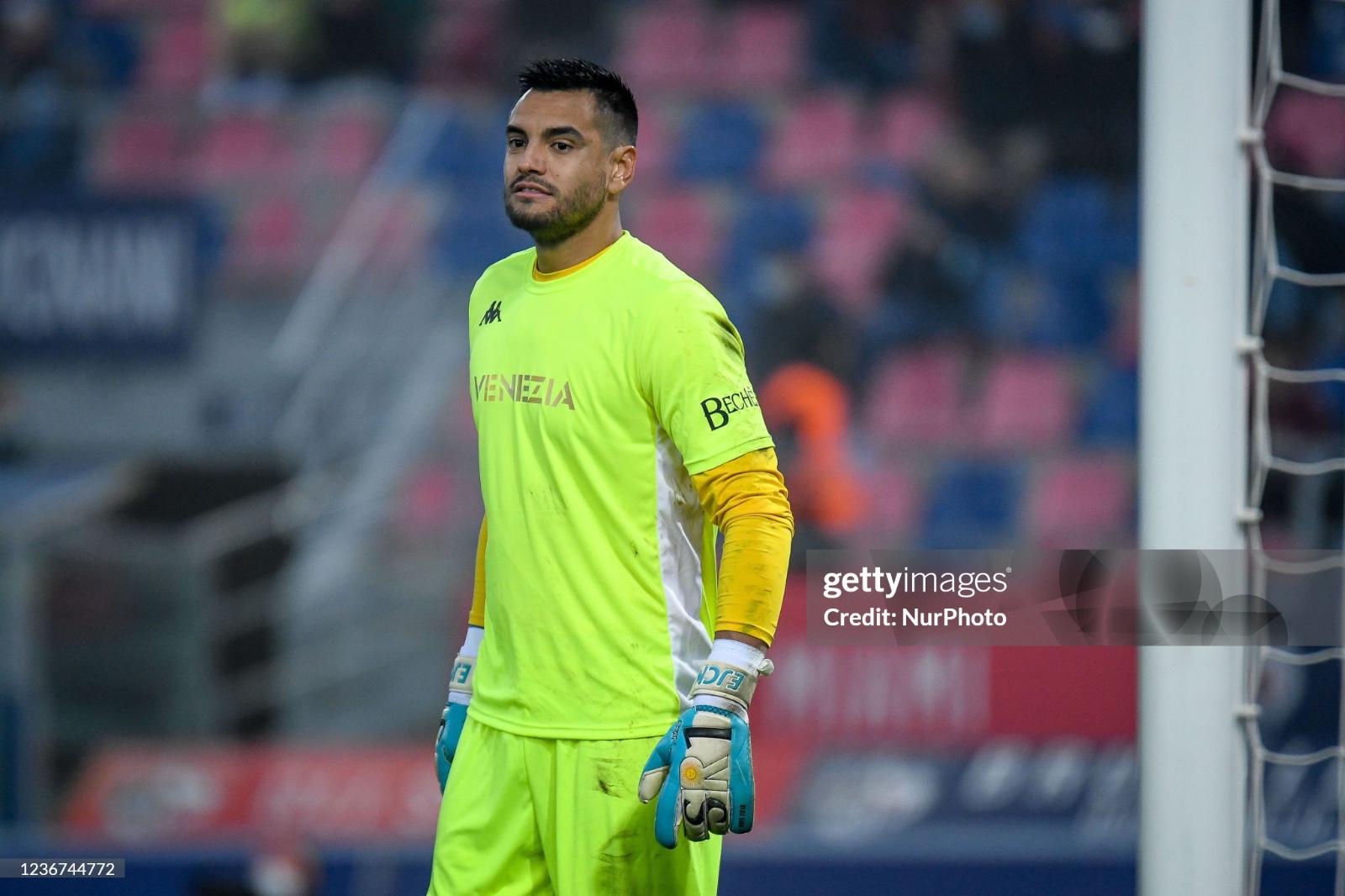 Venezia FC 2021-22 GK 2 Kit