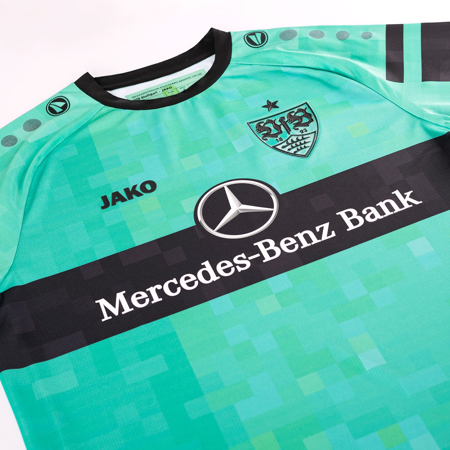 VfB Stuttgart 2022-23 GK 1 Kit