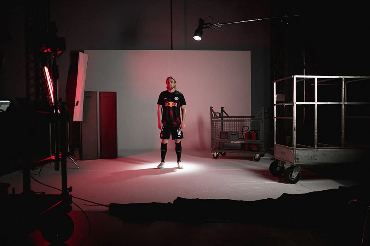 RB Leipzig 2022-23 Third Kit