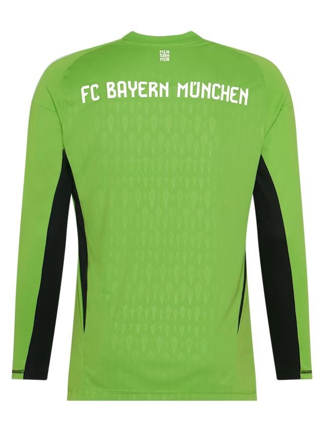 Bayern München 2023-24 GK 3 Kit
