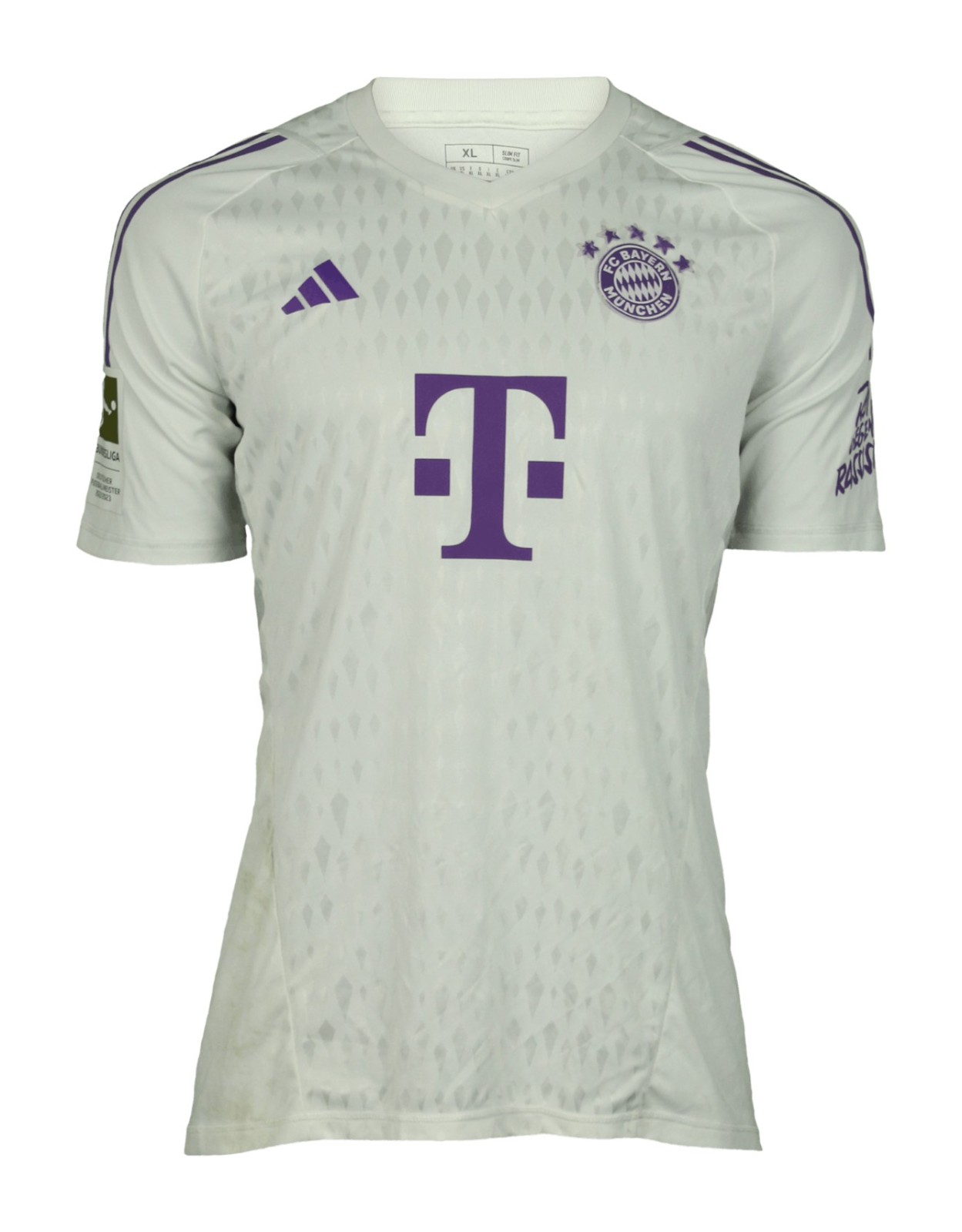 Bayern München 2023-24 GK 4 Kit