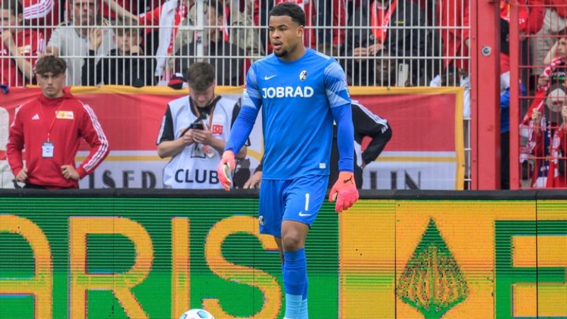 SC Freiburg 2023-24 GK 3 Kit