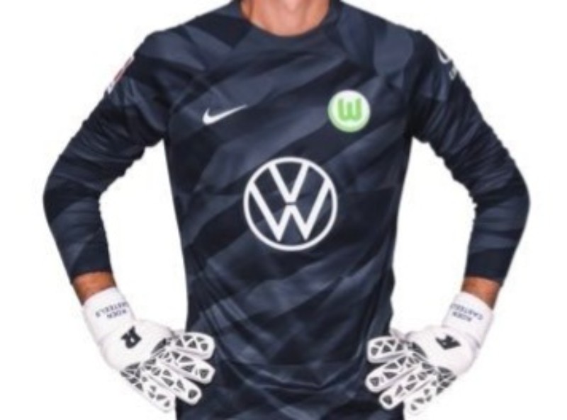 VfL Wolfsburg 2023-24 GK 2 Kit