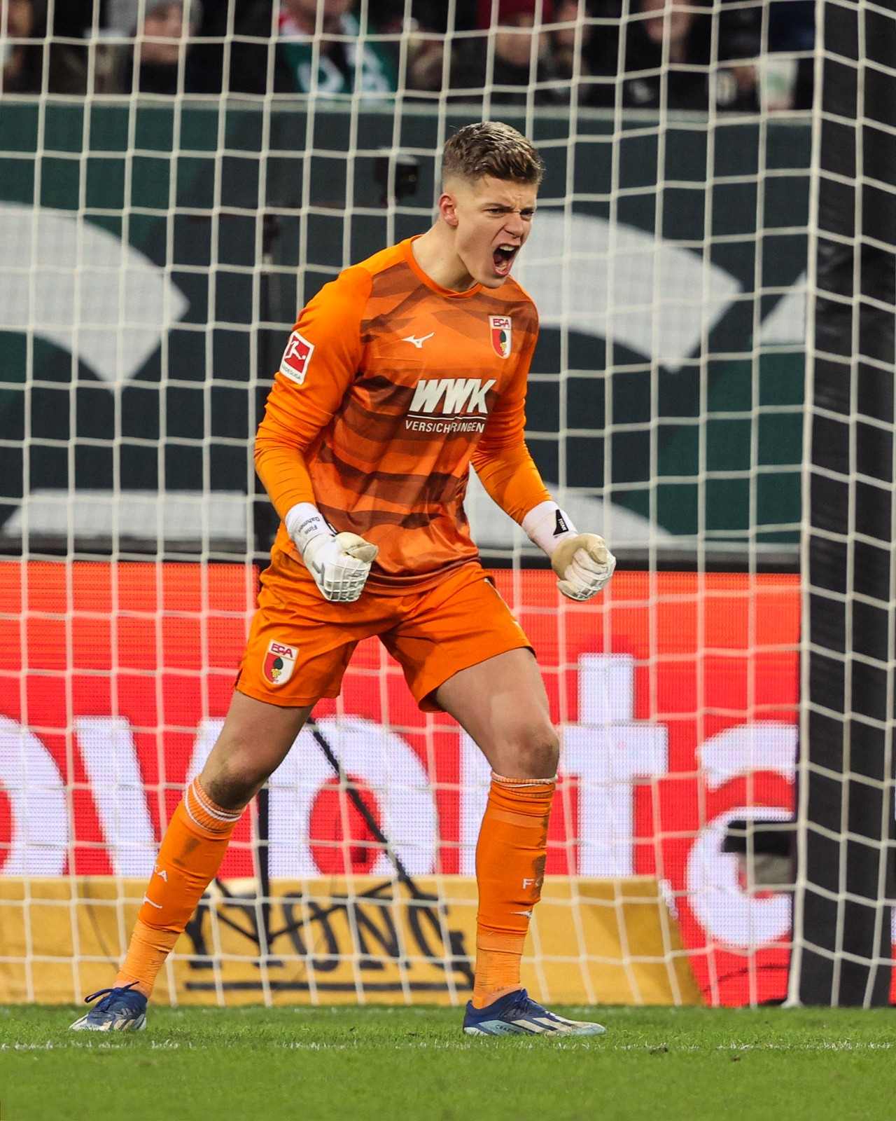 FC Augsburg 2023-24 GK 2 Kit