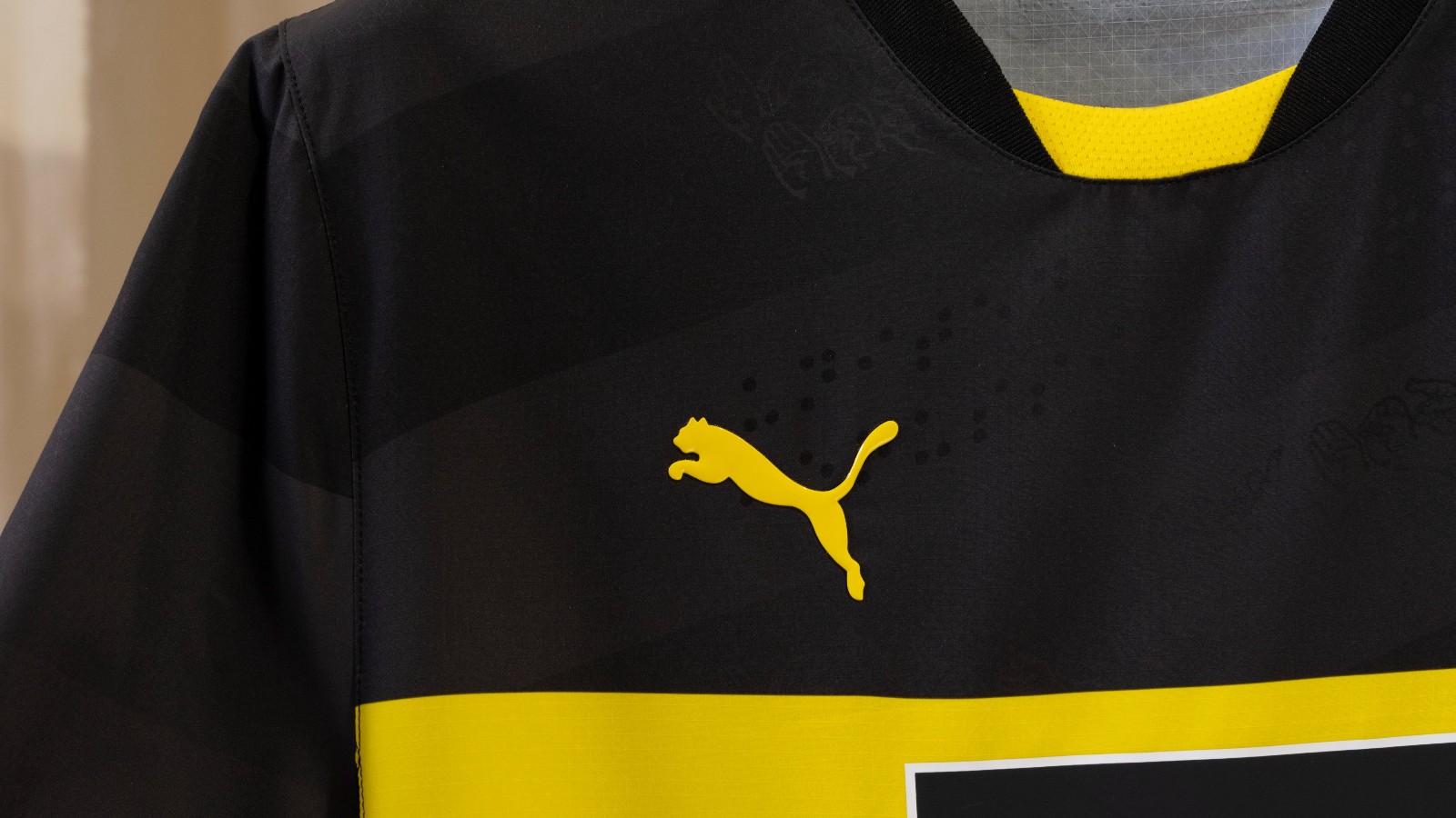 Borussia Dortmund 2024-25 Away Kit