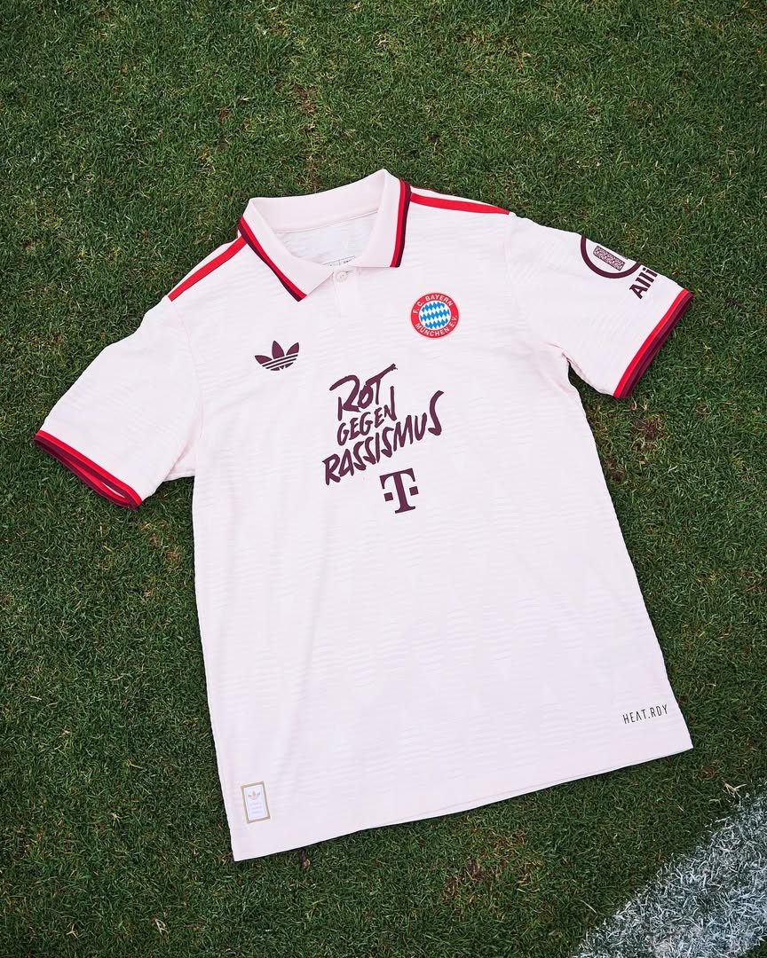 Bayern München 2024-25 Third V2 Kit