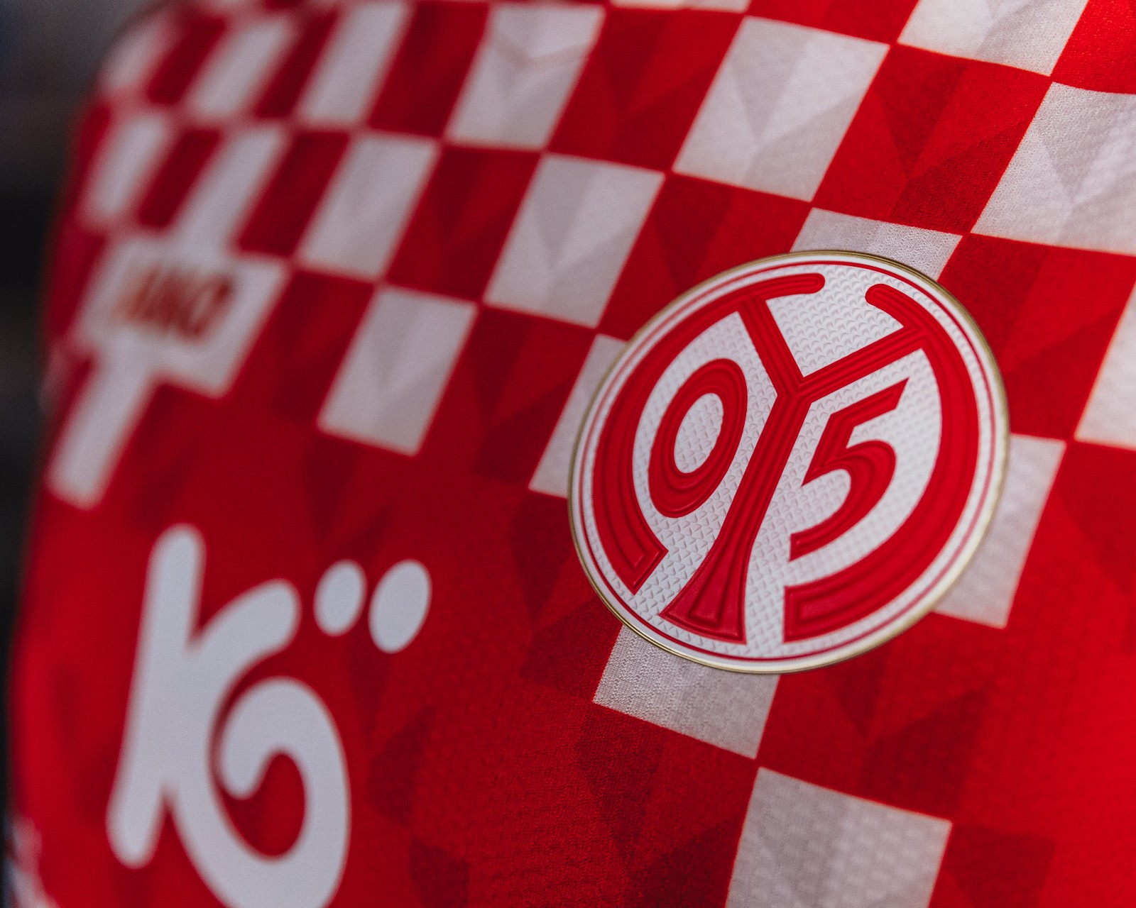 1. FSV Mainz 05 2024-25 Home Kit