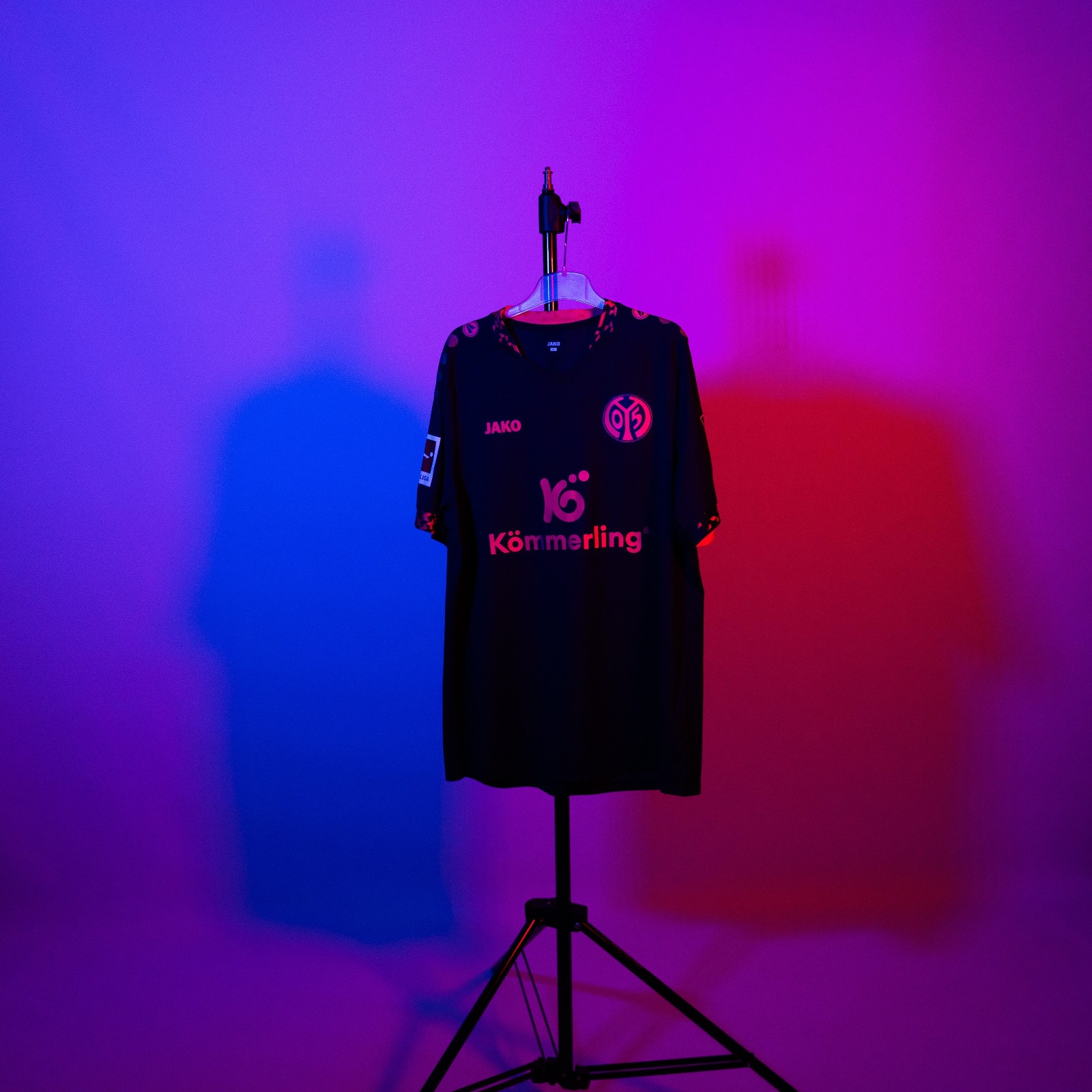 1. FSV Mainz 05 2024-25 Away Kit