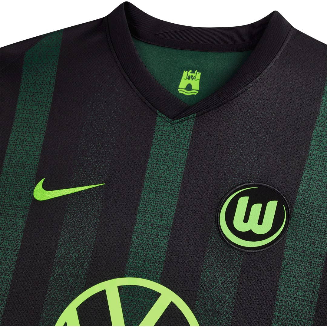 VfL Wolfsburg 2024-25 Away Kit