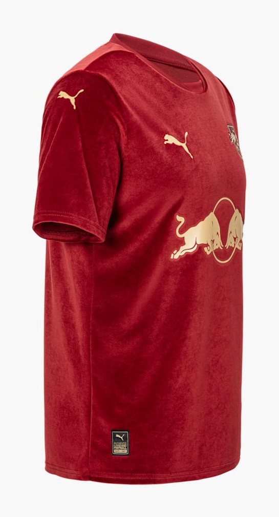 RB Leipzig 2024-25 Christmas Kit