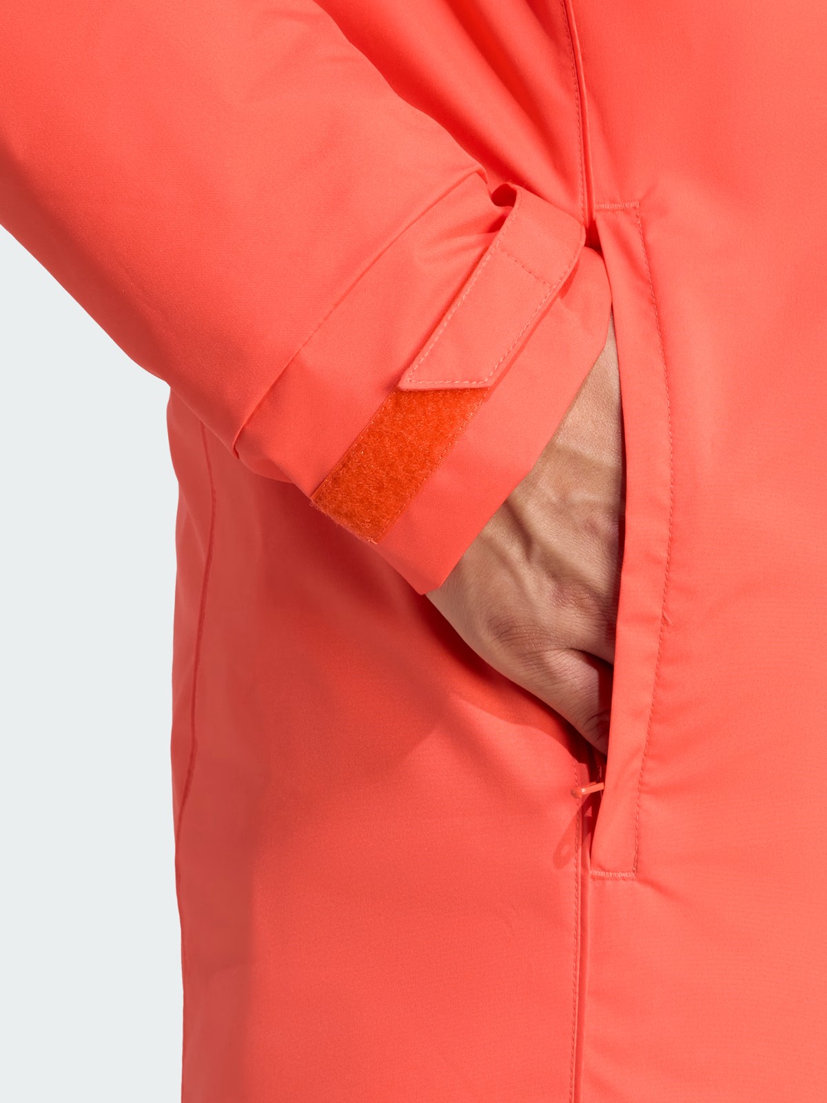 Bayern München 2025-26 Bench Kit