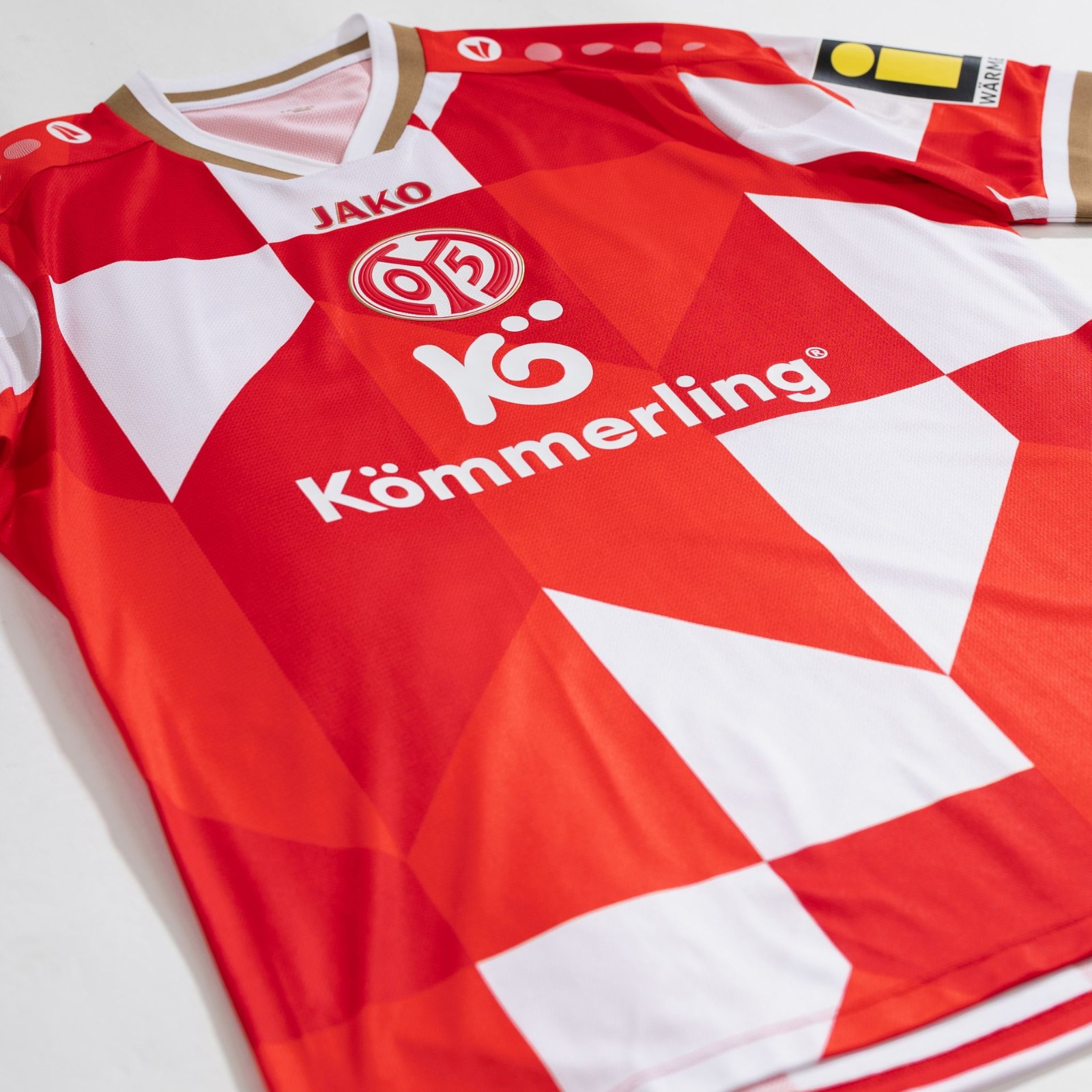 1. FSV Mainz 05 2025-26 Conference League Home Kit