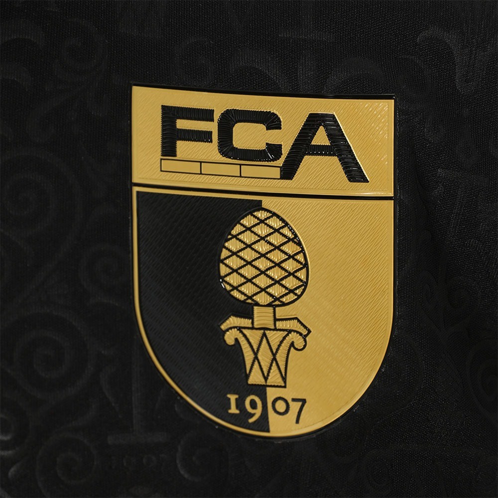 FC Augsburg 2025-26 Third Kit