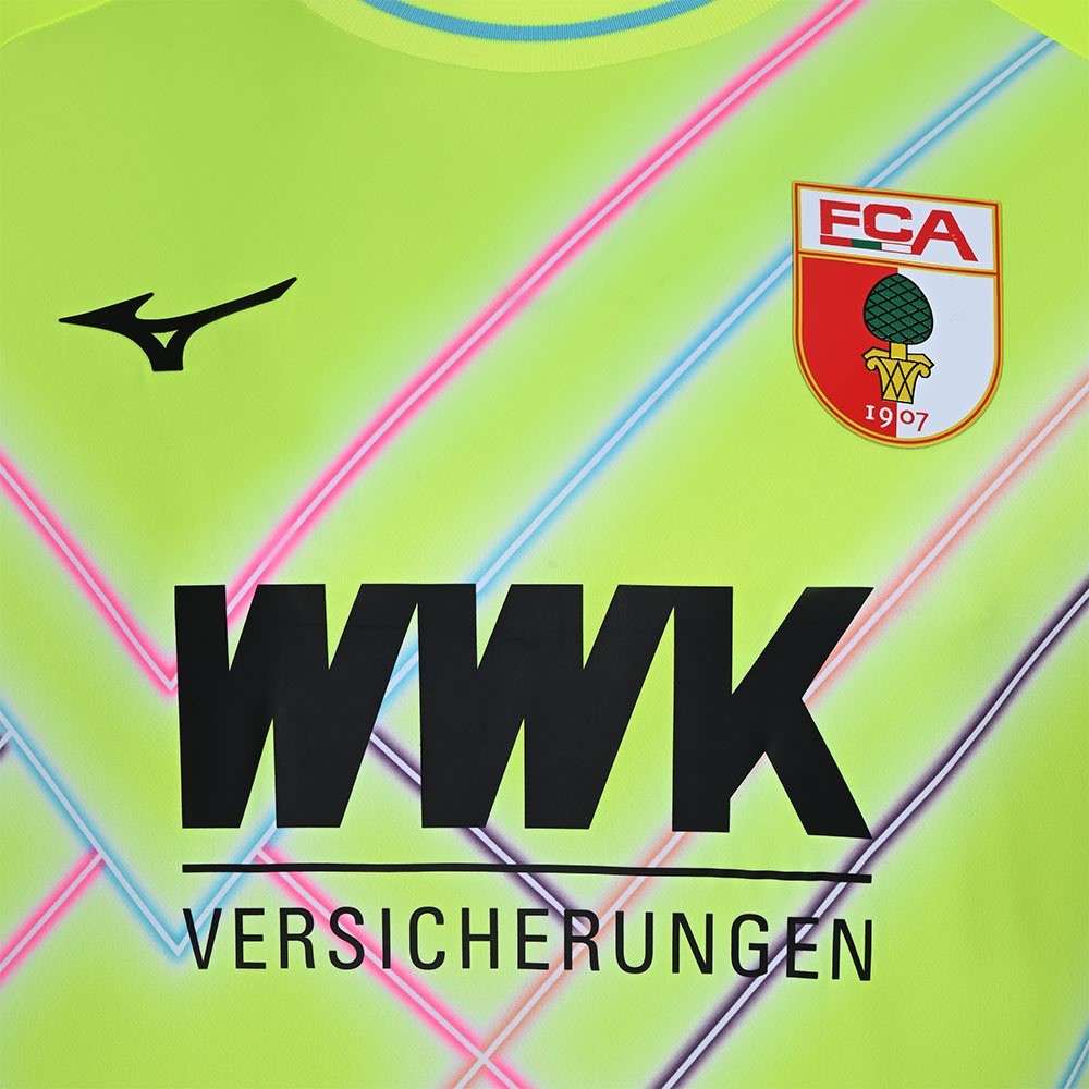FC Augsburg 2025-26 GK 3 Kit