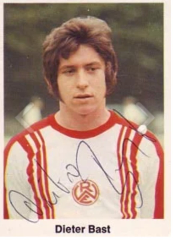 Rot-Weiss Essen 1970-71 Home Kit