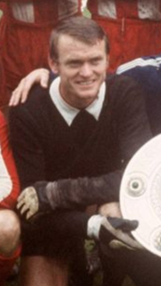 Bayern München 1971-72 GK Kit