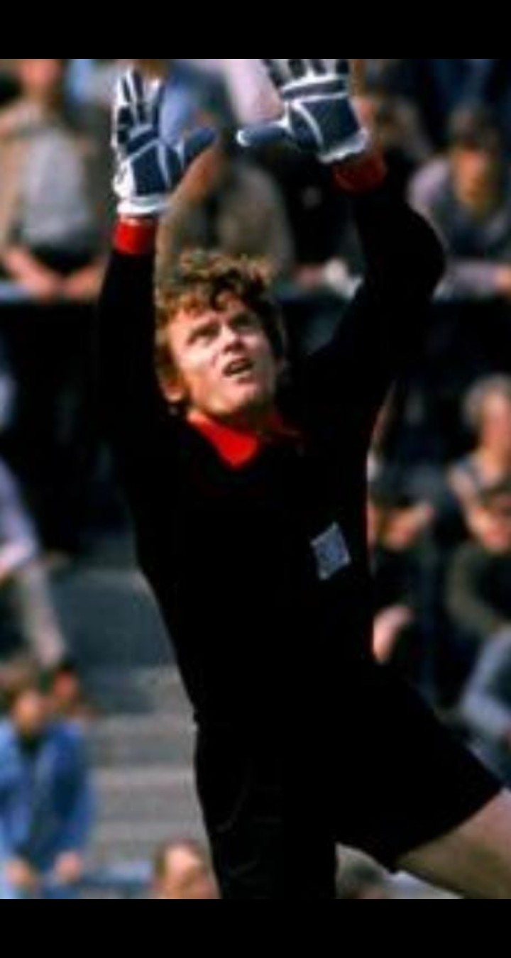 Bayern München 1973-74 GK 2 Kit