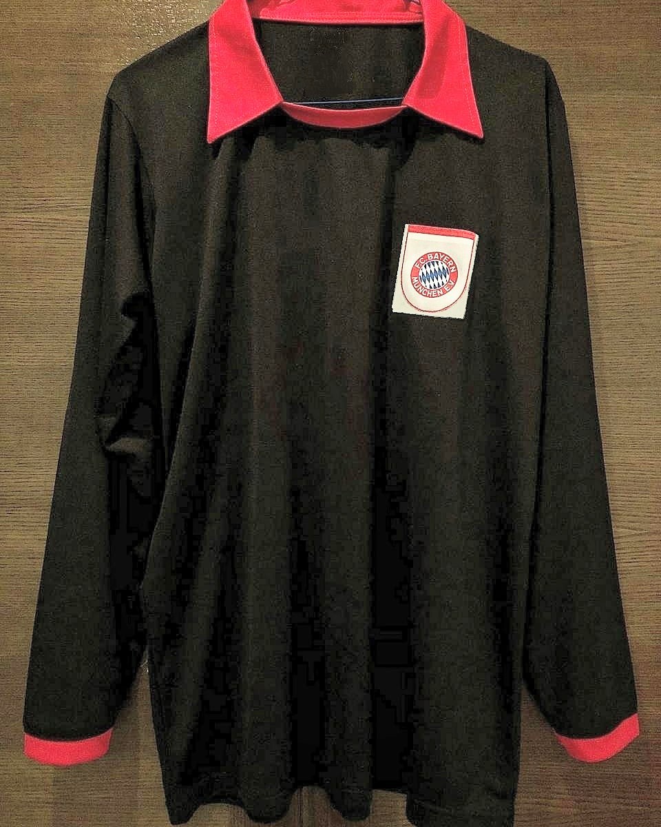 Bayern München 1973-74 GK 2 Kit