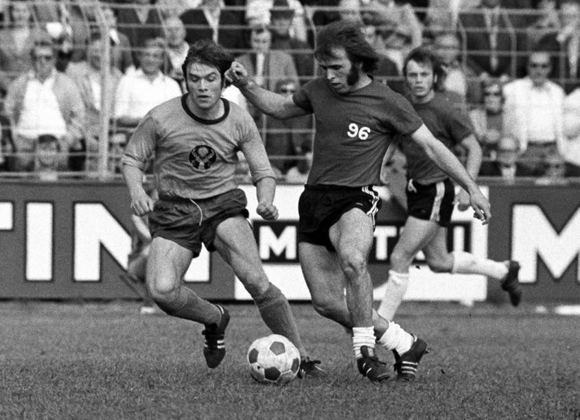 Hannover 96 1973-74 Home Kit