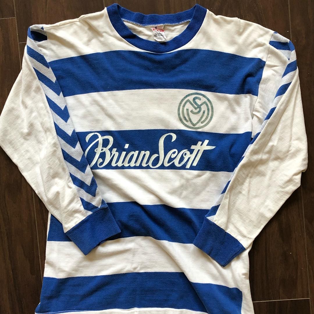 MSV Duisburg 1974-75 Home Kit