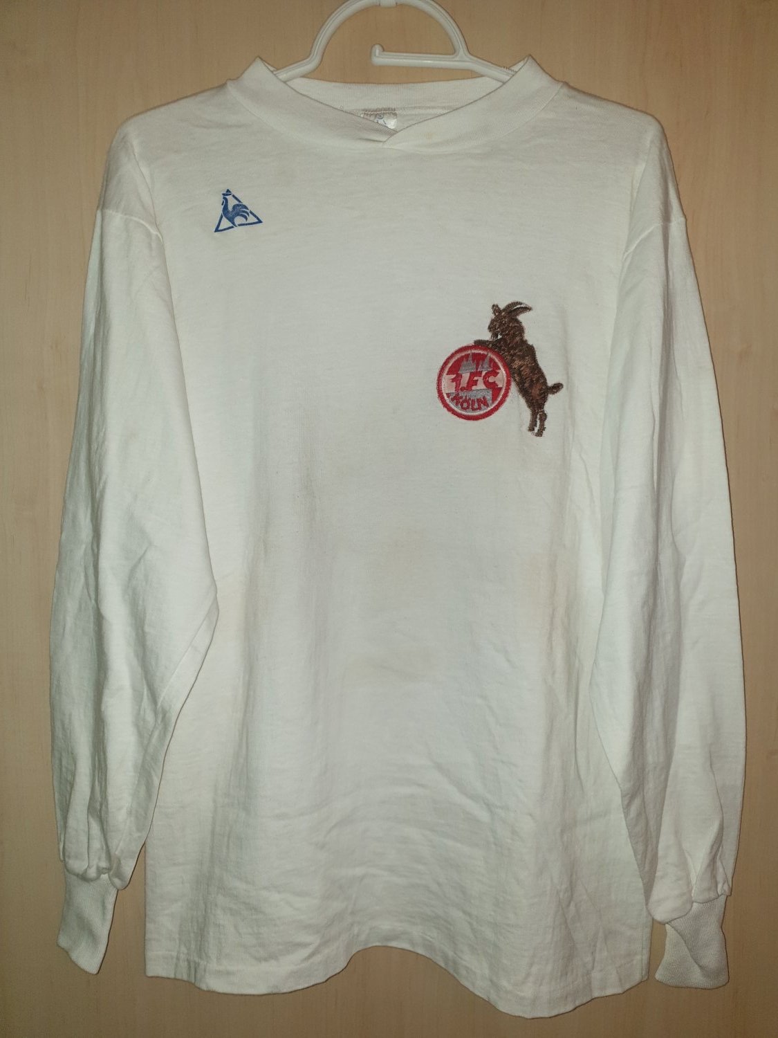 1. FC Köln 1975-76 Away Kit
