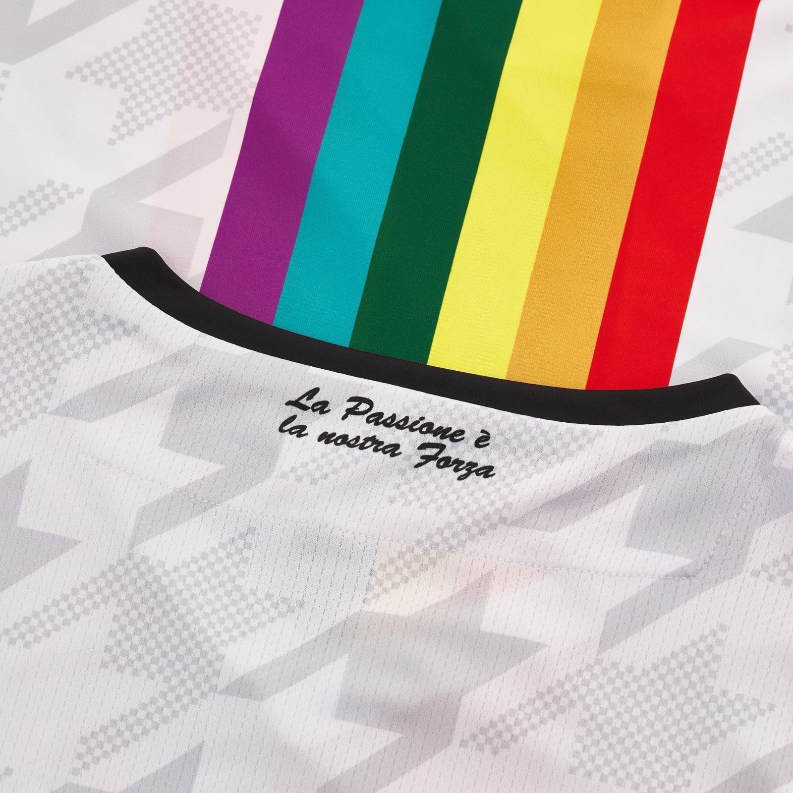 Udinese Calcio 2022-23 Pride Kit