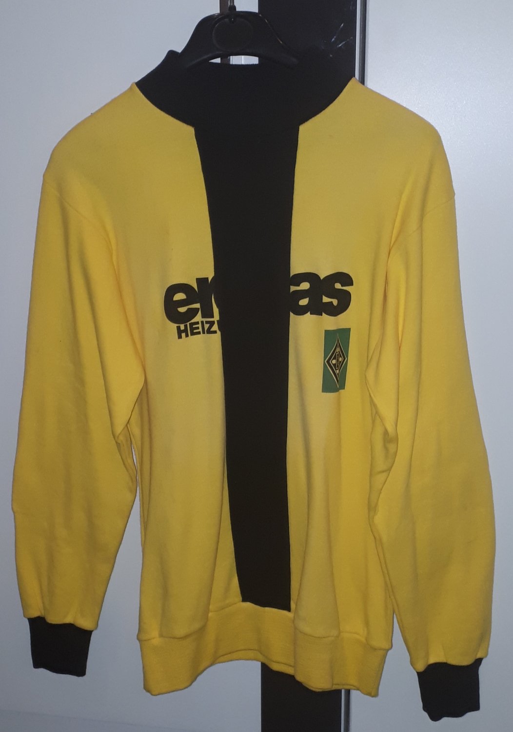 Borussia Mönchengladbach 1976-77 GK Kit