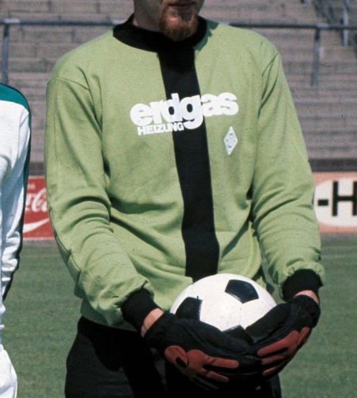 Borussia Mönchengladbach 1976-77 GK 3 Kit