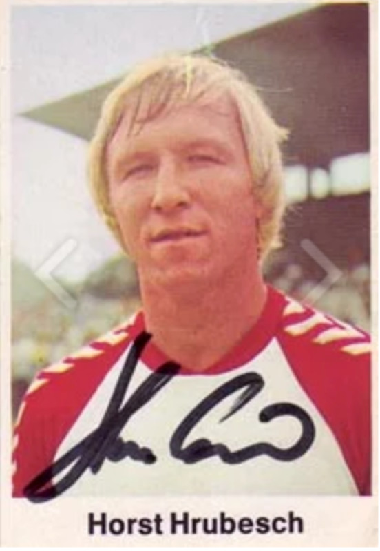 Rot-Weiss Essen 1976-77 Home Kit