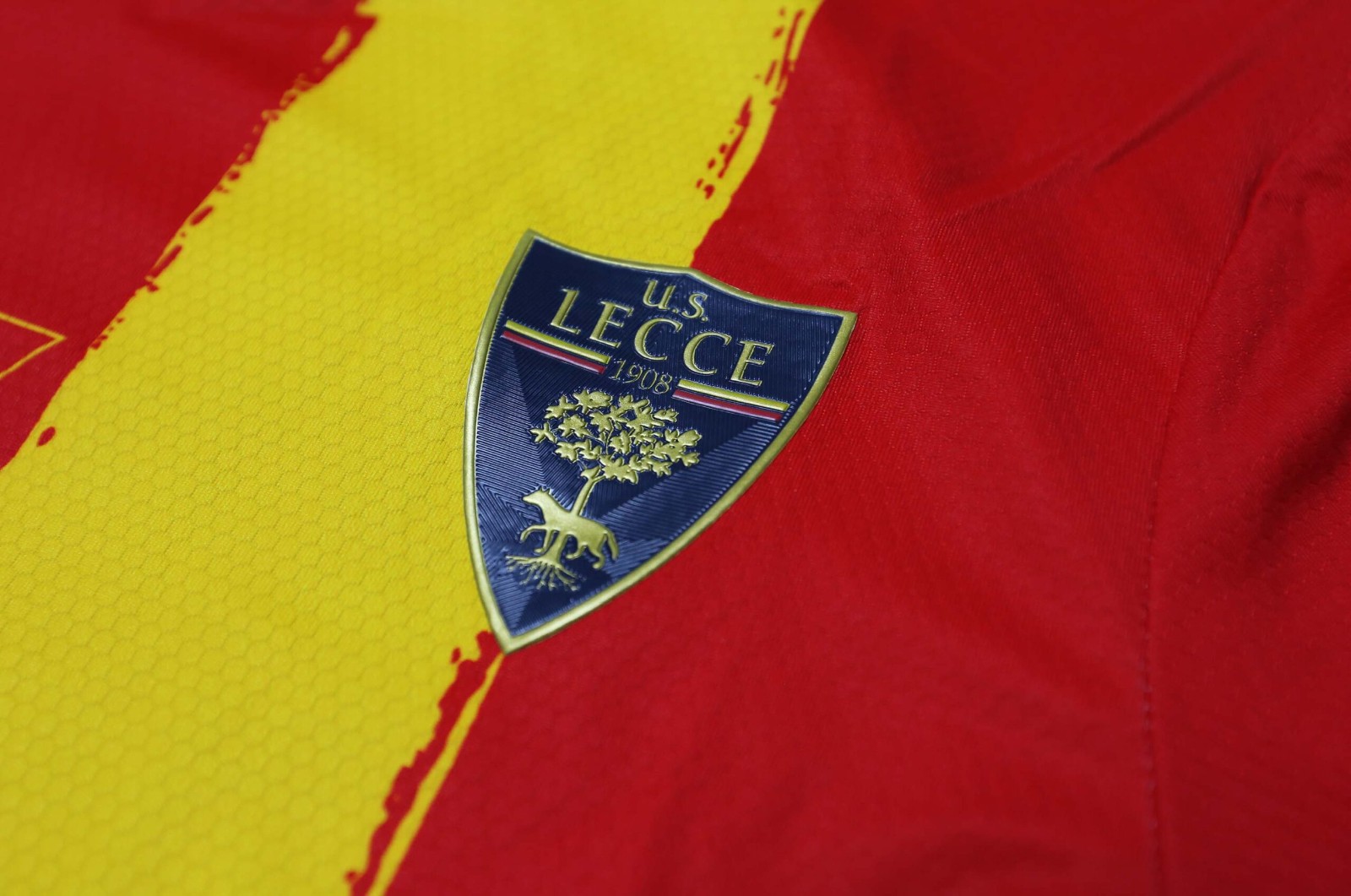 US Lecce 2022-23 Home Kit