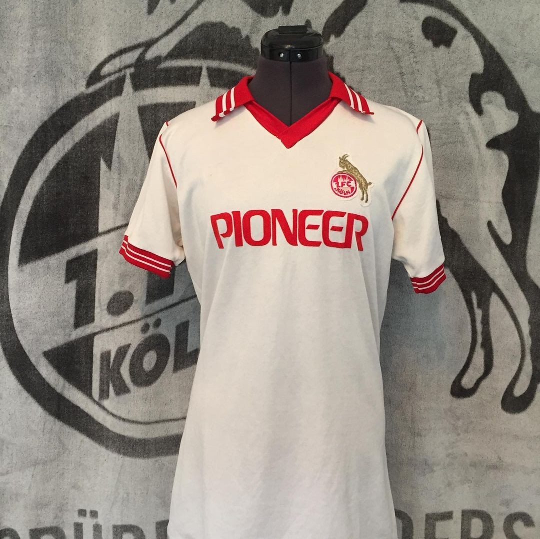 1. FC Köln 1979-80 Home Kit