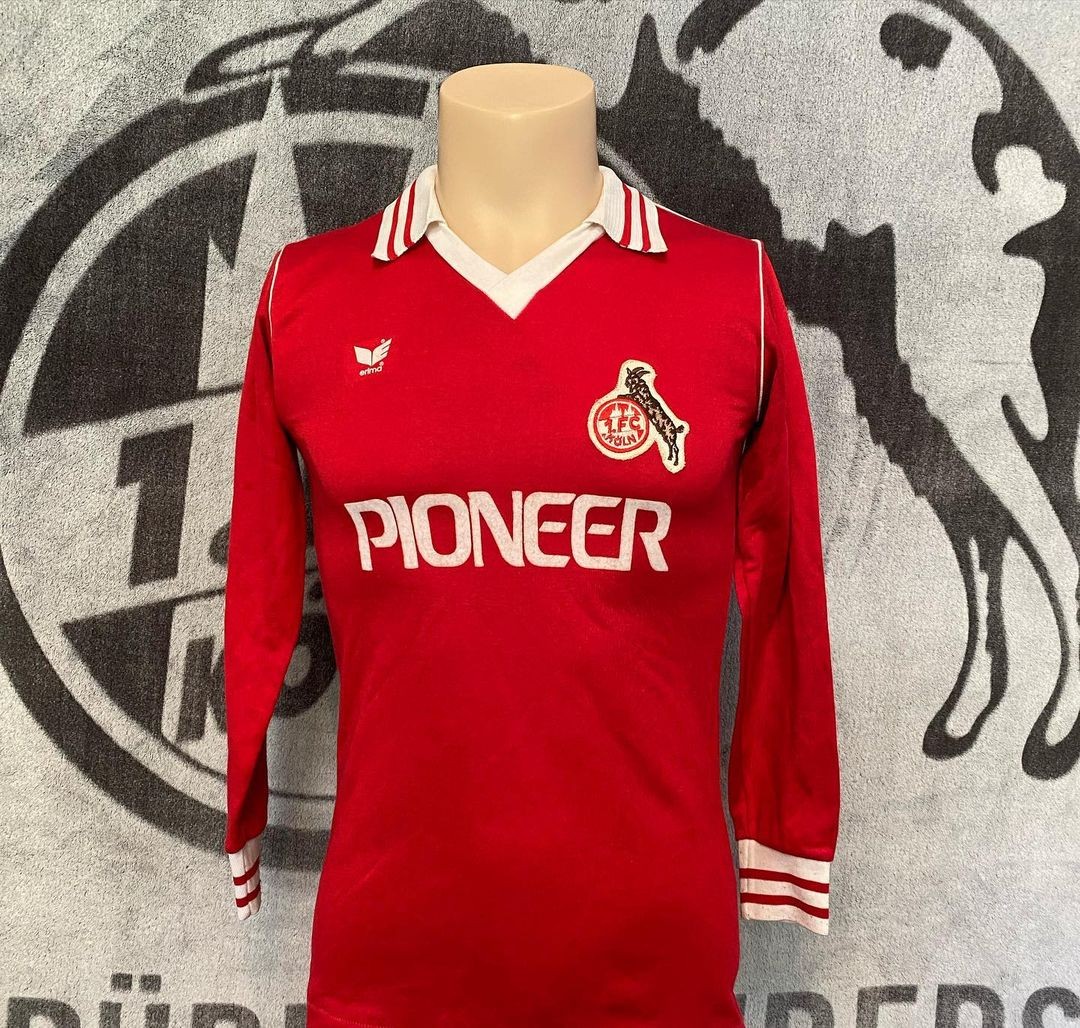 1. FC Köln 1979-80 Away Kit