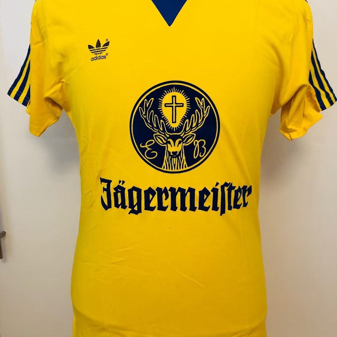 Eintracht Braunschweig 1979-80 Home Kit