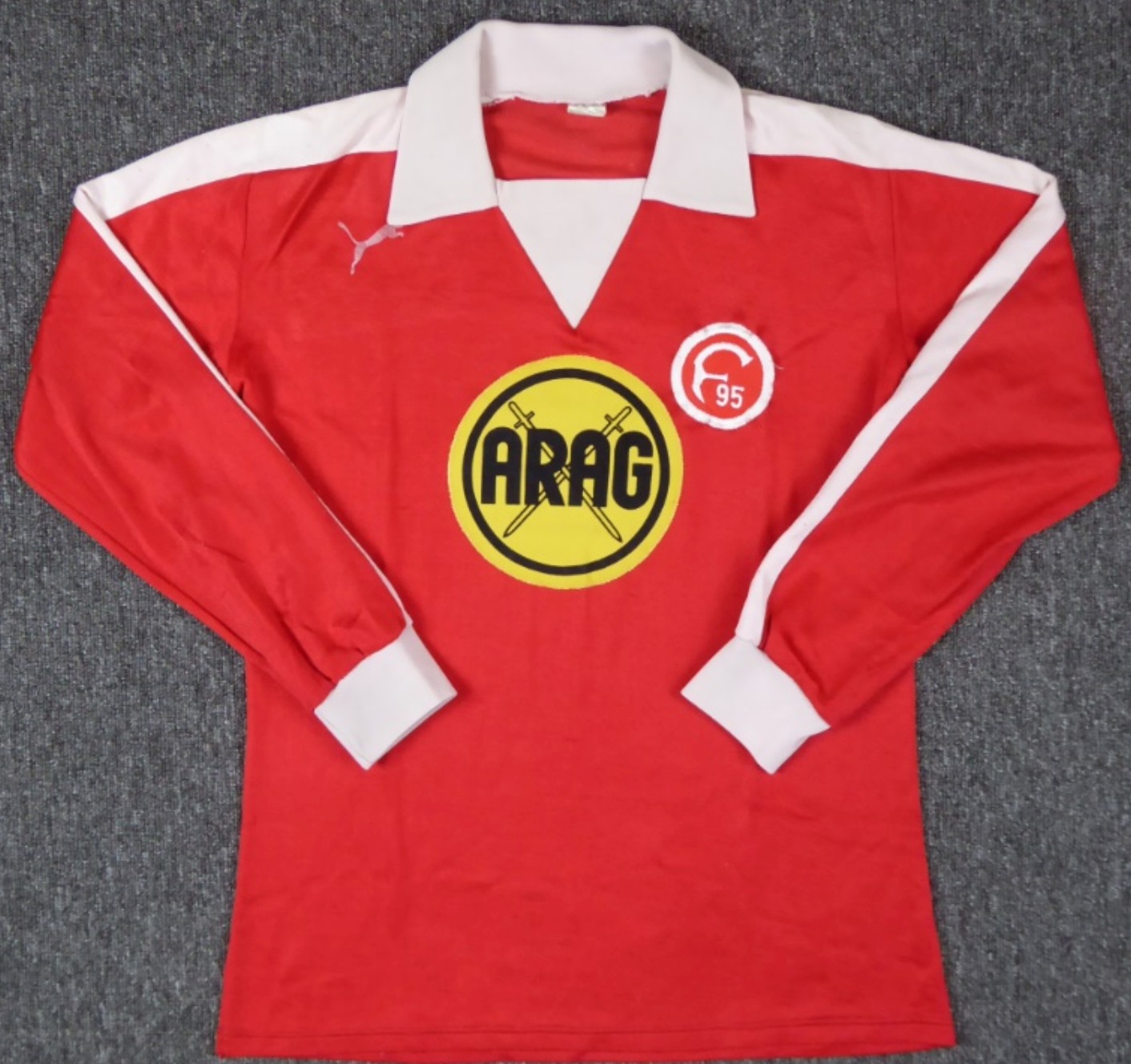 Fortuna Düsseldorf 1980-81 Home Kit
