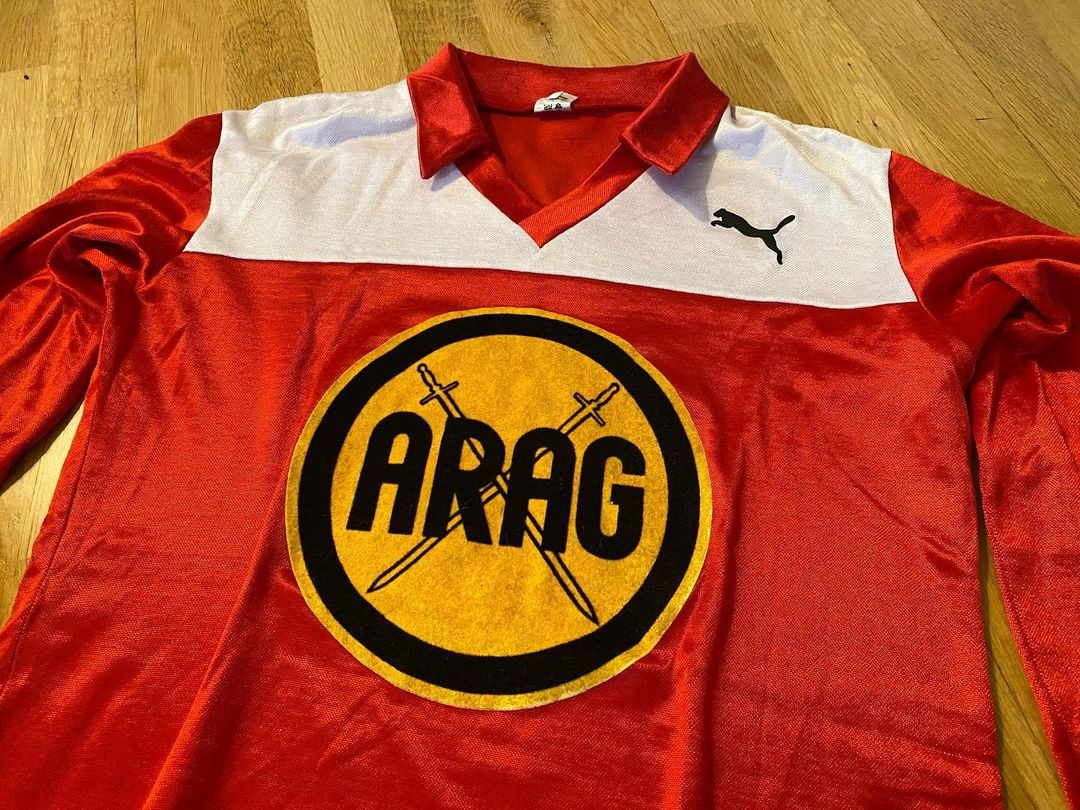 Fortuna Düsseldorf 1981-82 Away Kit