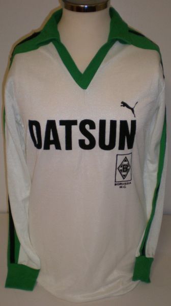 Borussia Mönchengladbach 1981-82 Home Kit