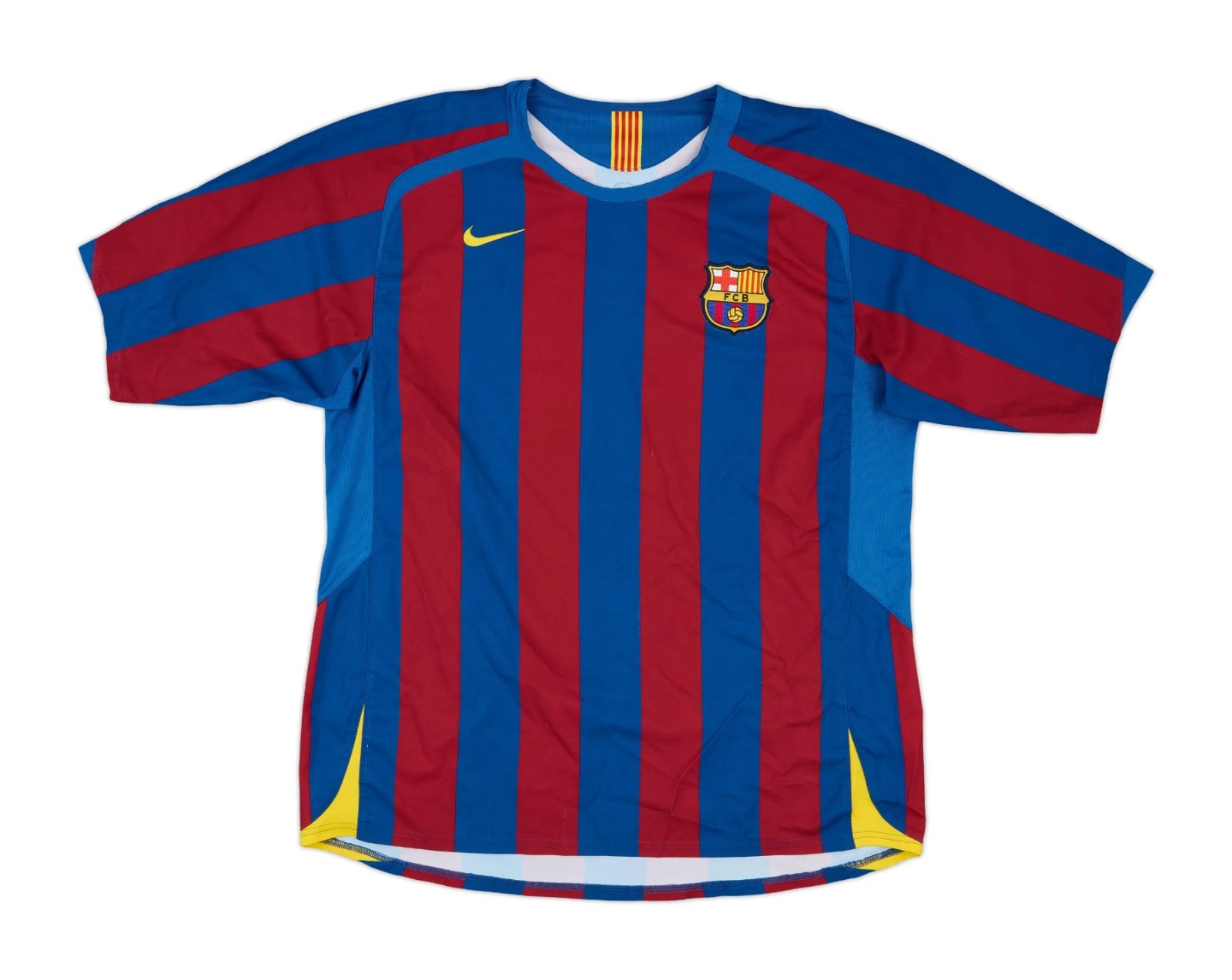 FC Barcelona 2005-06 home kit
